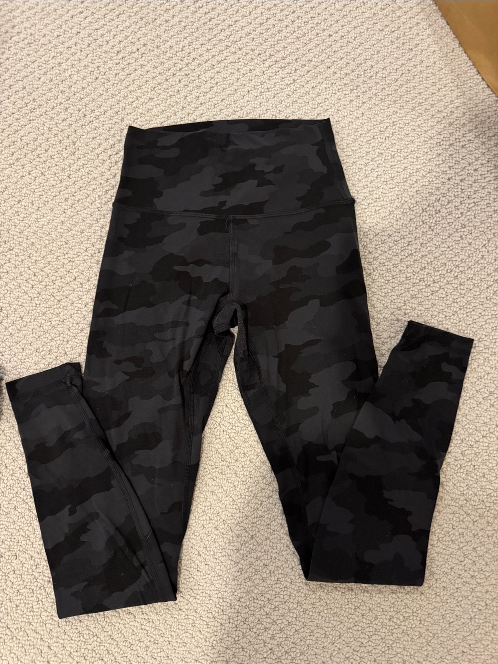Lululemon women’s camo leggings